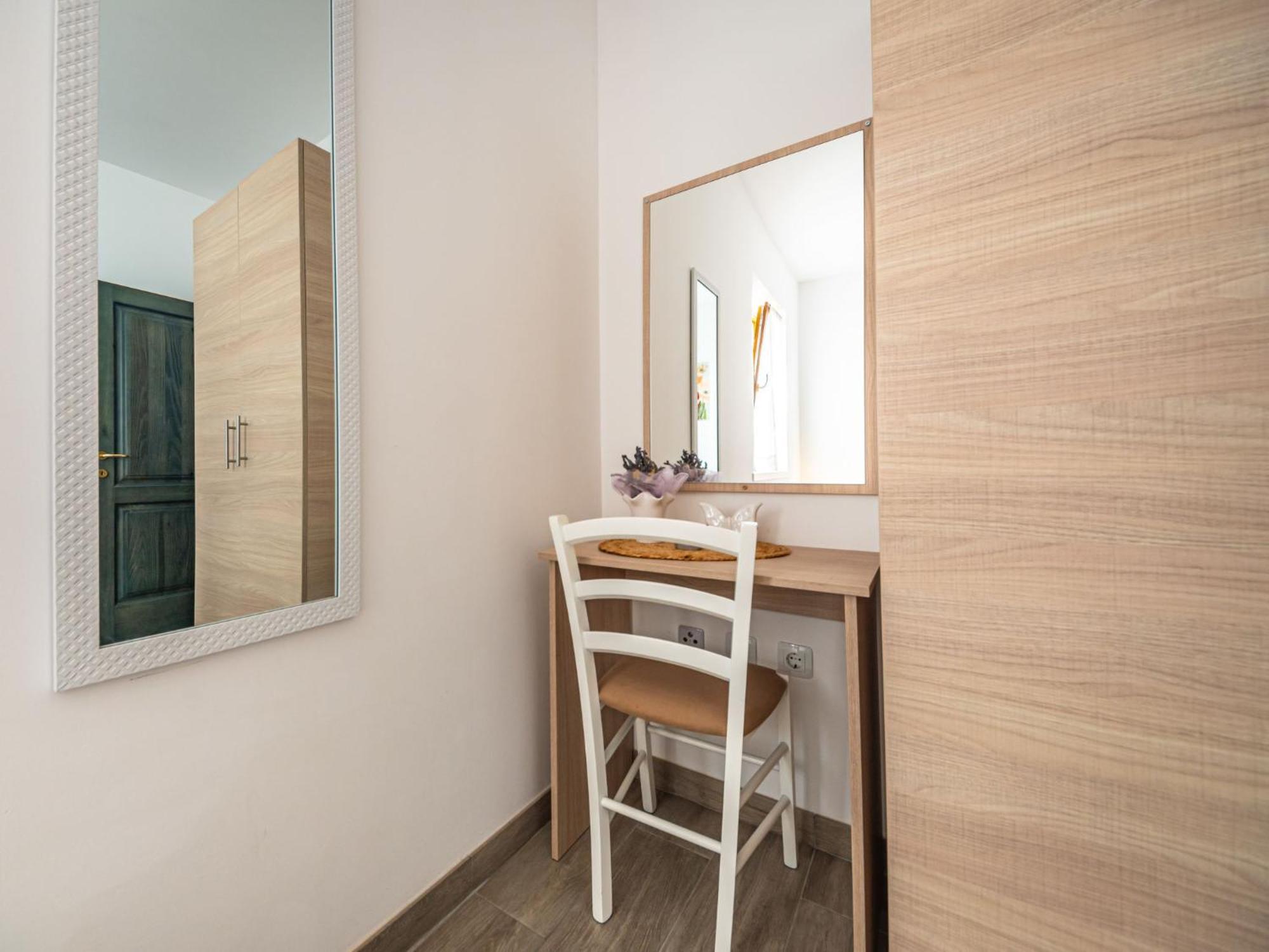 Apartment Val-4 By Interhome Светий Юрай Екстер'єр фото